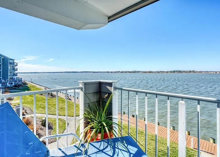 Apartment Harbour Island 204m