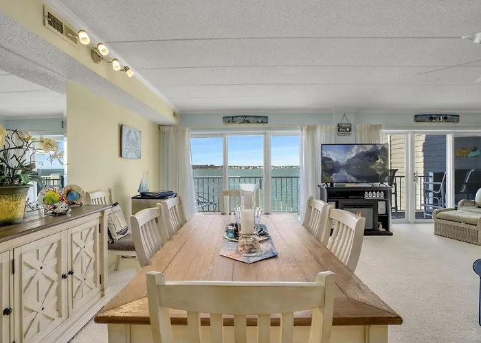 Apartment Harbour Island 204m *