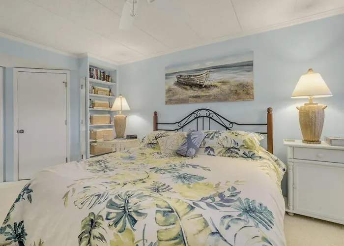 Apartment Harbour Island 204m
