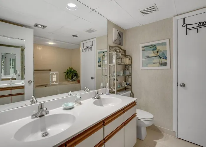 Harbour Island 204m Ocean City
